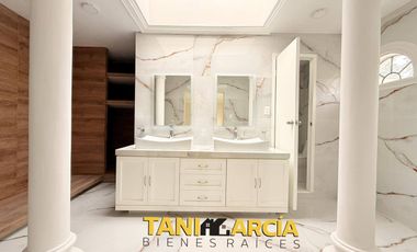 Rento Bella Casa en Residencial Shangrila en Fortín.