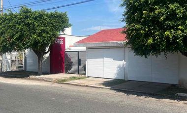 CASA EN RENTA EN VILLAS DE IRAPUATO