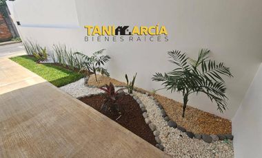 Vendo Casa Nueva, super céntrica, cerca de Plaza 11 en Córdoba.