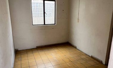 CASA EN COL. CHAPALITA (AV. LOPEZ DE MATEOS Y LAS ROSAS) ZAPOPAN