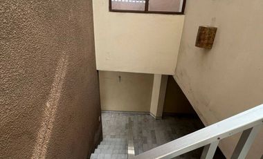 CASA EN COL. CHAPALITA (AV. LOPEZ DE MATEOS Y LAS ROSAS) ZAPOPAN