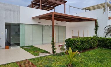 🤩 Linda y acogedora casa en Playa Tres Islas 3era Fila con piscina y terraza