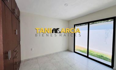 Rento Casa de 1 planta en Fraccionamiento Privado en Córdoba, Finca Real.