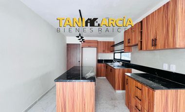 Rento Casa de 1 planta en Fraccionamiento Privado en Córdoba, Finca Real.