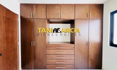 Rento Casa de 1 planta en Fraccionamiento Privado en Córdoba, Finca Real.