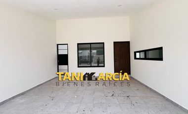 Rento Casa de 1 planta en Fraccionamiento Privado en Córdoba, Finca Real.