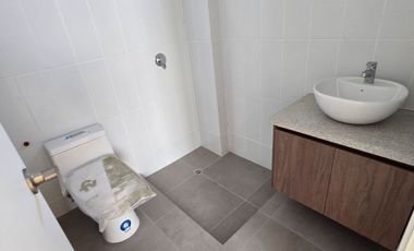 Vendo Moderna casa en Urbanización Privada La Costa Samborondón