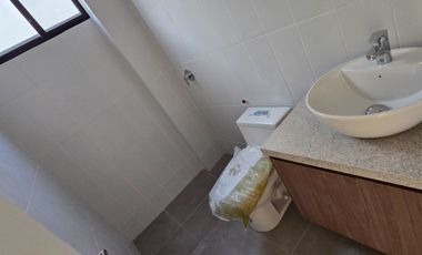 Vendo Moderna casa en Urbanización Privada La Costa Samborondón