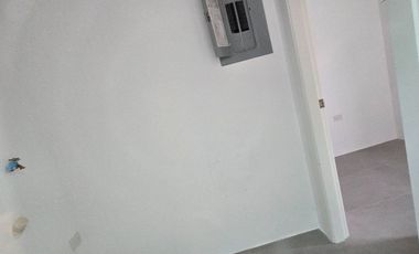 Vendo Moderna casa en Urbanización Privada La Costa Samborondón