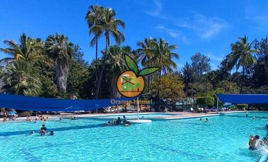 VENTA DE FAMOSO PARQUE ACUÁTICO CON AGUAS TERMALES EN VILLA CORONA