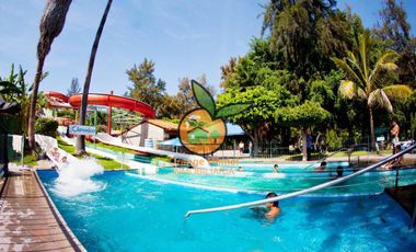VENTA DE FAMOSO PARQUE ACUÁTICO CON AGUAS TERMALES EN VILLA CORONA