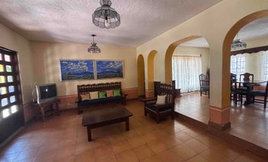 Casa en renta con amplio Terreno, Centro - Jiutepec Morelos