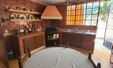 Casa en renta con amplio Terreno, Centro - Jiutepec Morelos