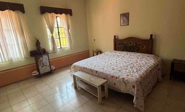 Casa en renta con amplio Terreno, Centro - Jiutepec Morelos
