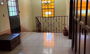 Casa en renta con amplio Terreno, Centro - Jiutepec Morelos