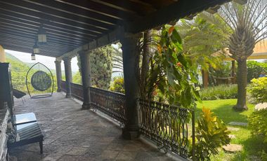 RESIDENCIA TIPO HACIENDA CON HERMOSA VISTA CLUB DE GOLF SAN GASPAR