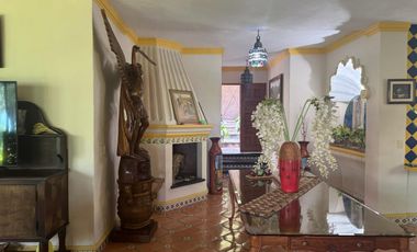 RESIDENCIA TIPO HACIENDA CON HERMOSA VISTA CLUB DE GOLF SAN GASPAR