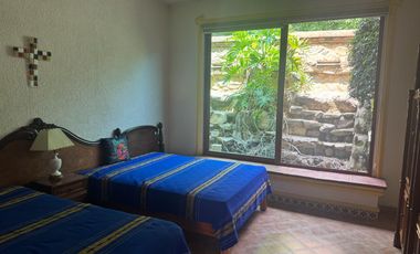 RESIDENCIA TIPO HACIENDA CON HERMOSA VISTA CLUB DE GOLF SAN GASPAR