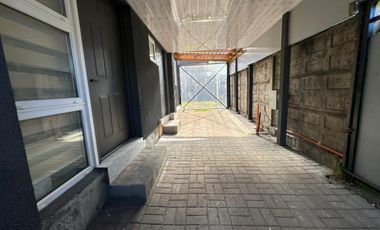 ¡Casa en venta en excelente estado, completamente renovada!