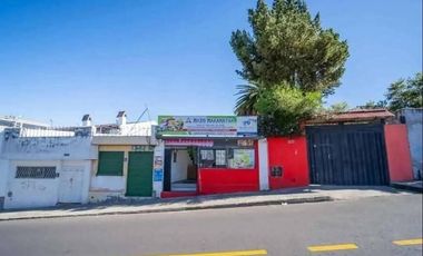 CASA EN VENTA CON  TERRENO EN QUITO