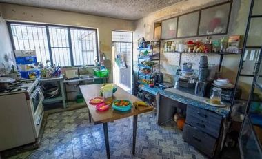 CASA EN VENTA CON  TERRENO EN QUITO