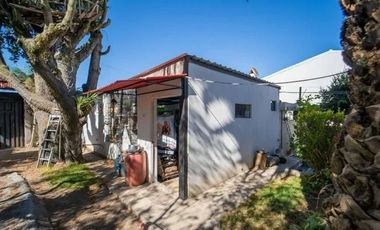 CASA EN VENTA CON  TERRENO EN QUITO