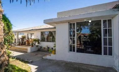 CASA EN VENTA CON  TERRENO EN QUITO