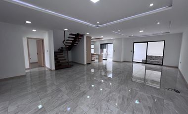 En Venta Casa en Challuabamba, Norte de Cuenca