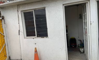 Trapaso de Auto Lavado, sobre Tollocan pasando Av Tecnológico, con proximidad al Issemym de Tollocan,