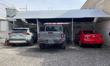 Trapaso de Auto Lavado, sobre Tollocan pasando Av Tecnológico, con proximidad al Issemym de Tollocan,