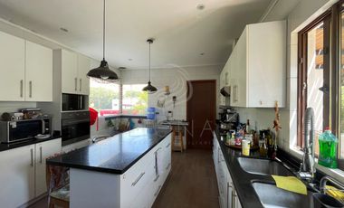 Preciosa y Exclusiva Casa en Condominio en Chicureo - Venta 14500 UF