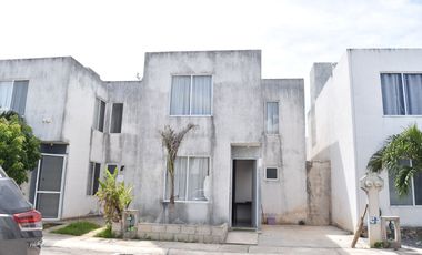 CASA EN FRACCIONAMIENTO LAS PALMAS YUCATAN