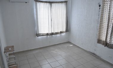 CASA EN FRACCIONAMIENTO LAS PALMAS YUCATAN