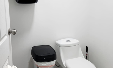 VENTA DE 4 LOCALES COMERCIALES