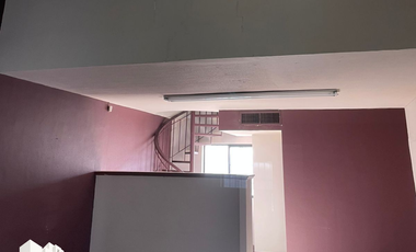 VENTA DE 4 LOCALES COMERCIALES