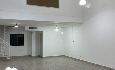 VENTA DE 4 LOCALES COMERCIALES