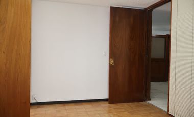 Despacho en Renta en Edificio Eloina, Av. Juárez, Zona Esmeralda, Puebla.