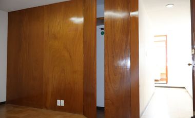 Despacho en Renta en Edificio Eloina, Av. Juárez, Zona Esmeralda, Puebla.