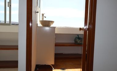 Despacho en Renta en Edificio Eloina, Av. Juárez, Zona Esmeralda, Puebla.