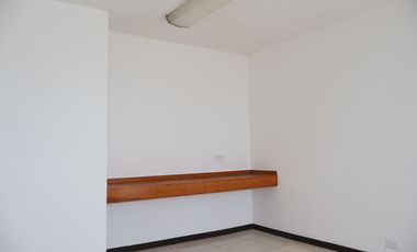 Despacho en Renta en Edificio Eloina, Av. Juárez, Zona Esmeralda, Puebla.