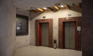 Despacho en Renta en Edificio Eloina, Av. Juárez, Zona Esmeralda, Puebla.