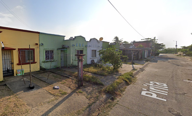 CASA EN VENTA EN FRACCIONAMIENTO CDAD OLMECA VERACRUZ DE REMATE