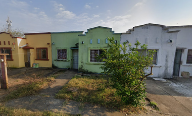 CASA EN VENTA EN FRACCIONAMIENTO CDAD OLMECA VERACRUZ DE REMATE