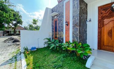 DIJUAL RUMAH CANTIK DESAIN ETNIK JAWA 600 JUTAAN SHM SIAP HUNI DI TLOGO PRAMBANAN