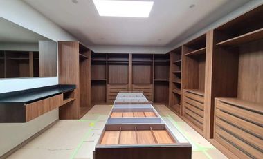 Venta casa nueva con diseño arquitectónico y acabados de alto nivel, Vanguardia y elegancia en Colonia Bosque Real. Junto al Exclusivo Bosque Real