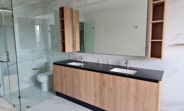 Venta casa nueva con diseño arquitectónico y acabados de alto nivel, Vanguardia y elegancia en Colonia Bosque Real. Junto al Exclusivo Bosque Real