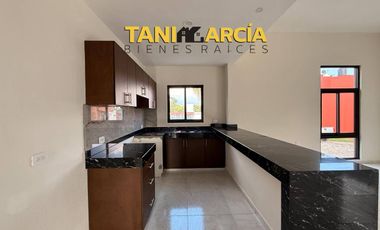 Vendo Preventa de Casa de 1 planta, lista en 1 semana, esquina, Fraccionamiento Privado, Córdoba.