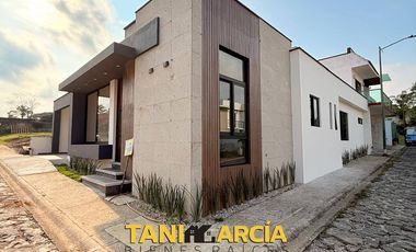Vendo Preventa de Casa de 1 planta, lista en 1 semana, esquina, Fraccionamiento Privado, Córdoba.