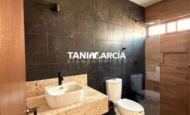 Vendo Preventa de Casa de 1 planta, lista en 1 semana, esquina, Fraccionamiento Privado, Córdoba.