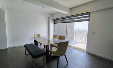 RENTA PENTHOUSE AMUEBLADO CON CUARTO DE SERVICIO EN NATUUR TOWERS, EL REFUGIO, QUERÉTARO
